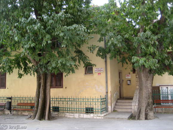 Župnijski urad Izola