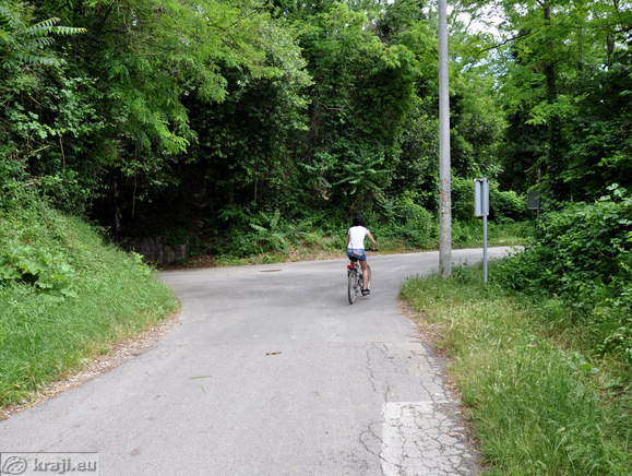 Left is turning to Strunjan