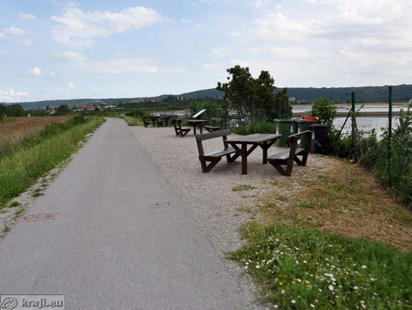 Počivališče ob poti