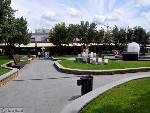 Park v bližini starega mestnega jedra v Kopru