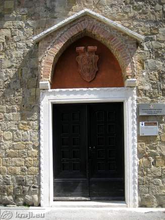 Church of St. Jacob - door