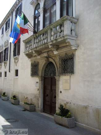 Gravisi - Barbabianca Palace