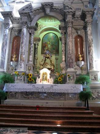 St. George's Church - Altar