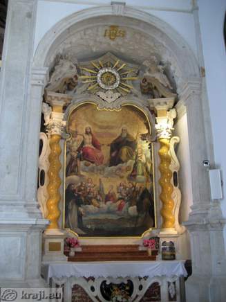 St. George's Church - Side altar