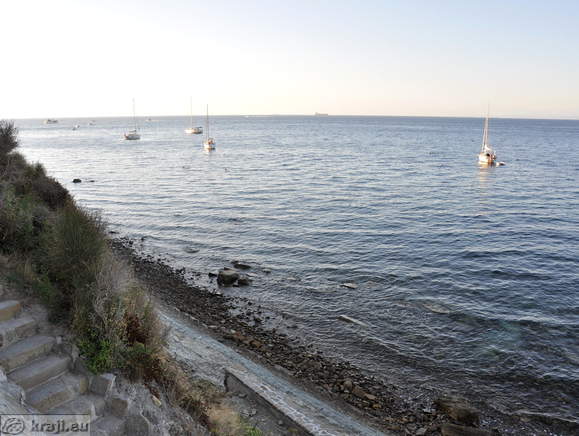 Stopnice proti plaži Stopnice proti plaži