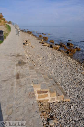Začetek plaže s smeri Fiese Začetek plaže s smeri Fiese