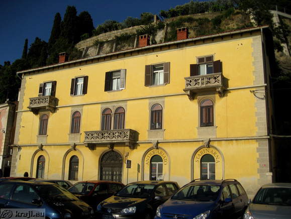 Starinarna ob Dantejevi ulici