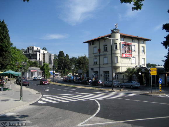 Križišče obalne ceste in odcepa za Koper