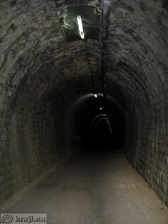 Portoroz - Eisenbahntunnel auf der Strecke Triest - Porec (Parenzana)