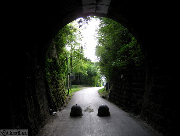 Portoroz - Eisenbahntunnel auf der Strecke Triest - Porec (Parenzana)