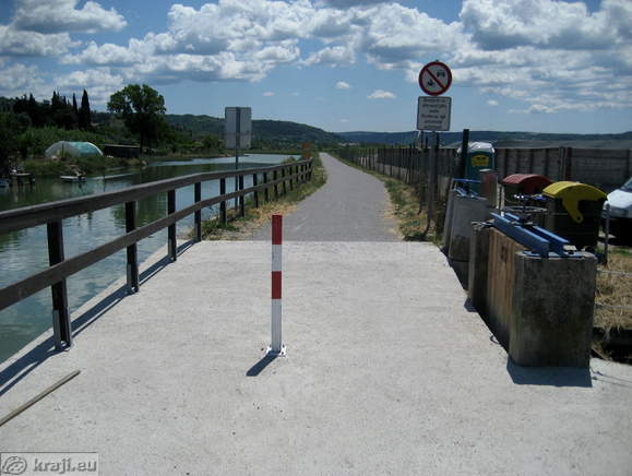 Kanal sv. Jerneja (Jernejev kanal) <br> Kolesarska pot Parenzana ob robu Sečoveljskih solin