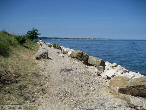 Wild beach behind Camping Lucija