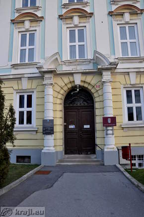 Upravna enota Postojna