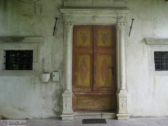 Predjama Schloss - Umgebung