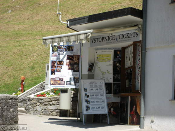 Predjama Schloss - Umgebung