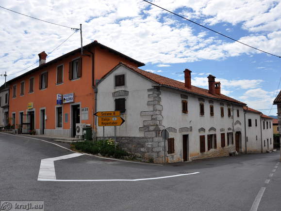 Turning for Sezana or Italy