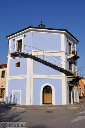 Polajev stolp v Sežani