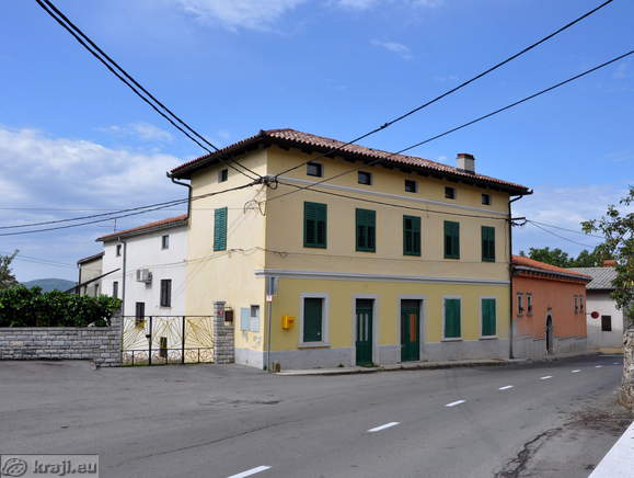 Cesta proti Kosovelovi domačiji