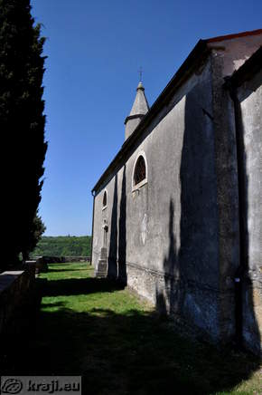Kostabona - Die Friedhofskirche des Hl. Andreas