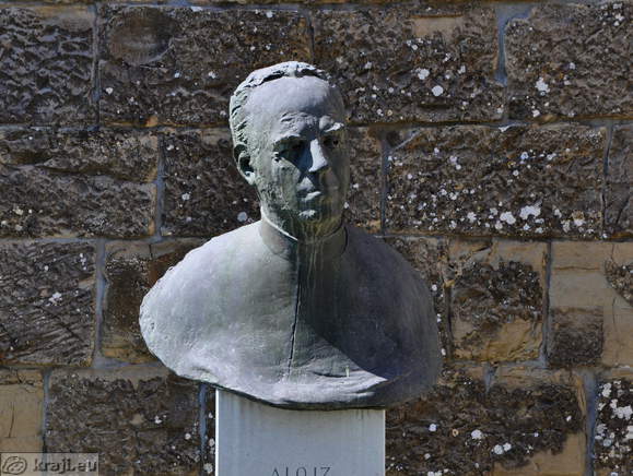 Kostabona - Büste von Alojz Kocjancic