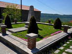Kostabona - Denkmal für die gefallenen im Nationalen Befreiungskrieg gewidmet - Koštabona - Spomenik padlih v NOB