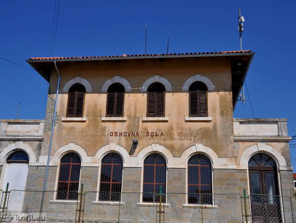 Kostabona - Alte Schule