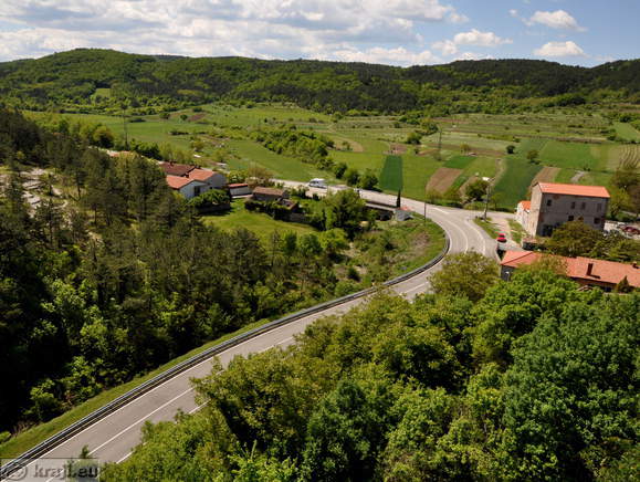 Cesta proti Sočergi mimo Kubeda