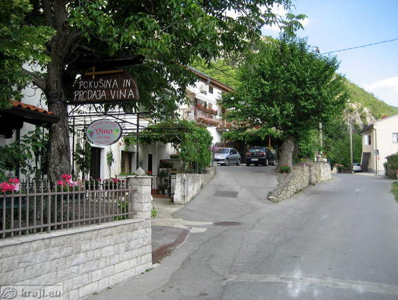 Main road through Osp