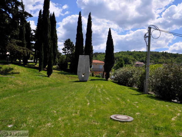 Sv. Anton - Spomenik NOB