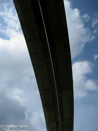 Talbrücke Crni Kal