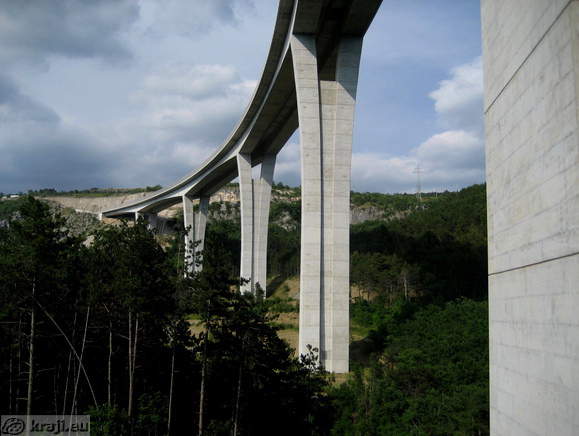 Talbrücke Crni Kal