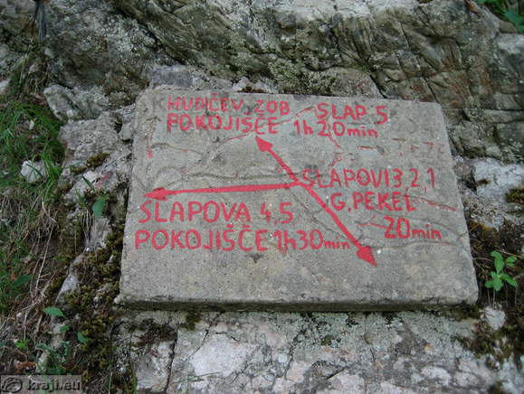 Crossing in the Pekel Gorge
