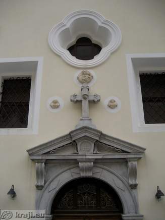 Pogled nad vhod