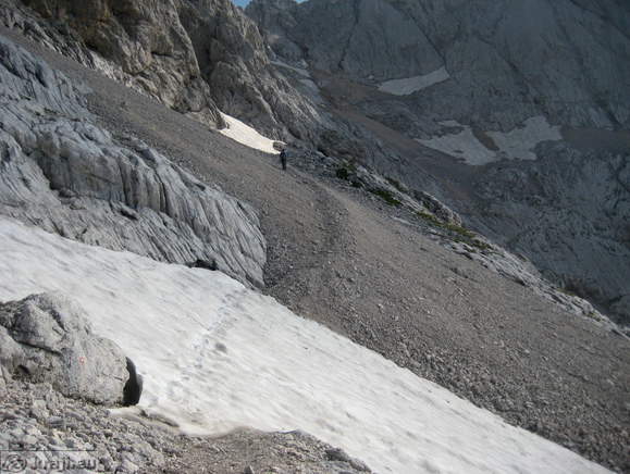 Walking trail: Kokrsko sedlo-Skuta <br> Walking trail: Cojzova koca Mountain Hut-Skuta