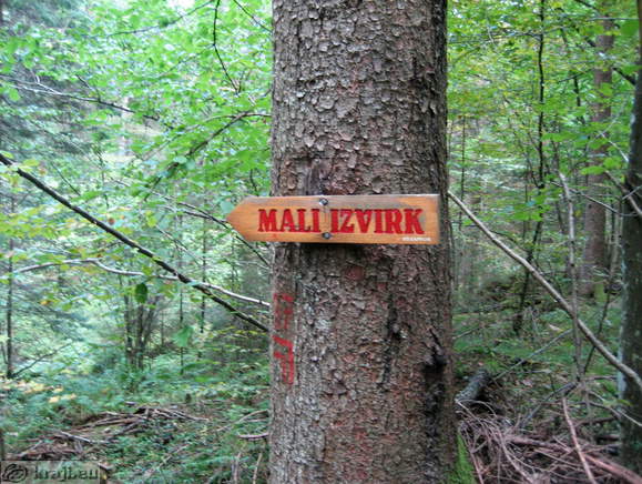 Signpost for Mali Izvirk