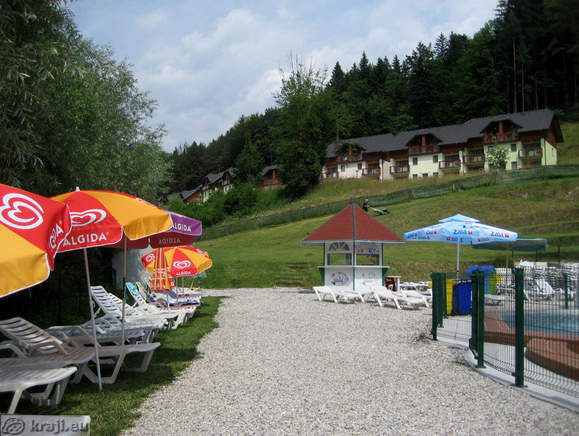 Ležalniki in senčniki