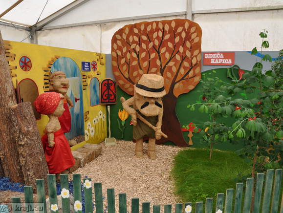 Dežela pravljičnih junakov - Rdeča kapica