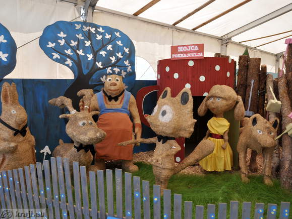 Dežela pravljičnih junakov - Mojca Pokrajculja