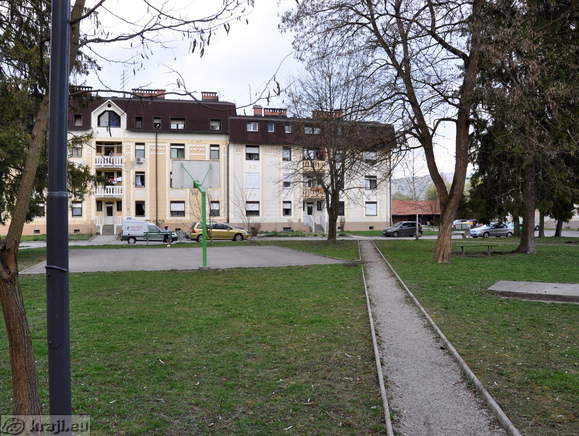 Trg na stavbah Square