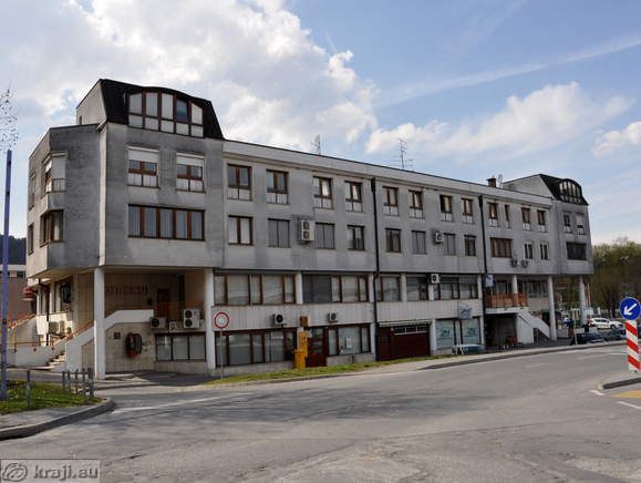 Trgovsko - poslovni center