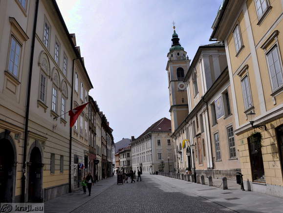 Pogled na Ciril-Metodov trg iz Vodnikovega trga