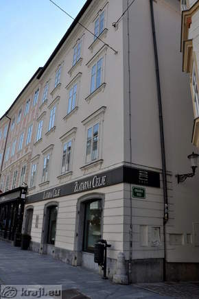 Parting ways for Krojaska ulica Street at Zlatarna Celje