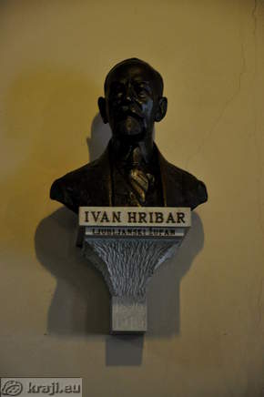 Town Hall <br> Bust of Ivan Hribar
