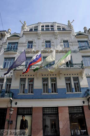 Palača Ljudske posojilnice (arhitekt Josip Vancaš, 1907)