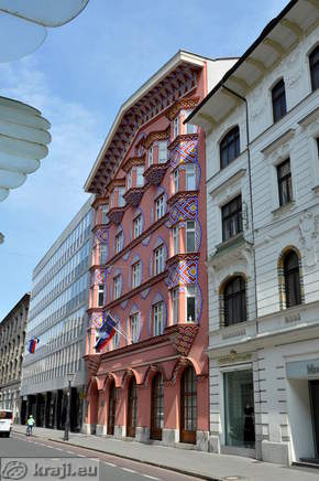 Stavba Zadružne gospodarske banke pri Grand Hotelu Union