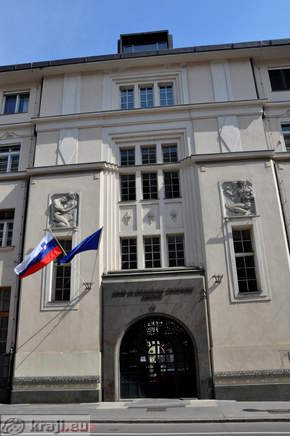 Zavod za zdravstveno zavarovanje (arhitekt Miroslav Kasal, 1923)