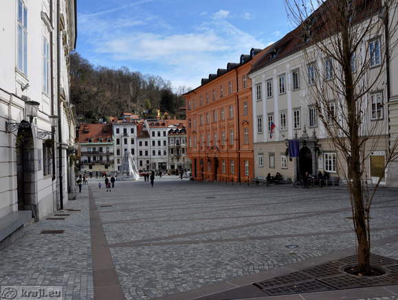 Novi trg z Gosposke ulice