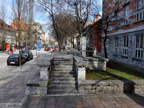 Stairs to the 2nd terrace