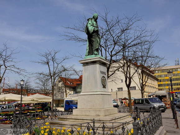 Vodnikov spomenik bo Osrednji tržnici