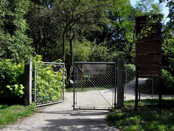 Entrance into the Botanical Garden